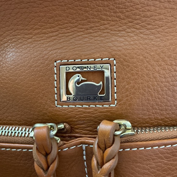 NWT Dooney & Bourke Desert Brown Leather Small Zipper Pocket Sac - Picture 3 of 11